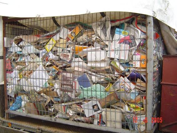 Uma imagem com quadro, muro, desenho, contentor de lixo Os conteúdos gerados por IA podem estar incorretos. Uma imagem com quadro, muro, desenho, contentor de lixo Os conteúdos gerados por IA podem estar incorretos.