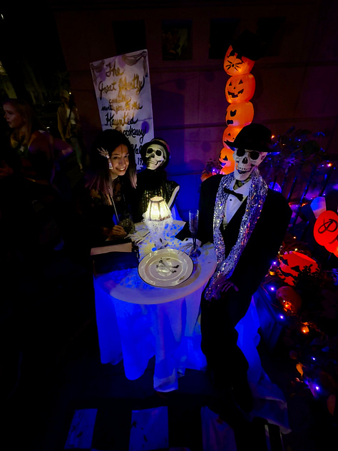 halloween decorations at my brownstone