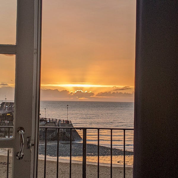 Sunrise at 07:41