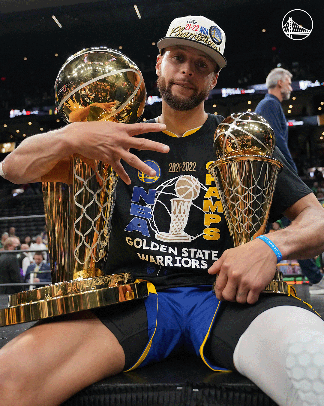 Golden State Warriors on X: "Trophies. @StephenCurry30 took home some  hardware this season 🏆 https://t.co/PmOAlGxEgF" / X Golden State Warriors on X: "Trophies. @StephenCurry30 took home some  hardware this season 🏆 https://t.co/PmOAlGxEgF" / X
