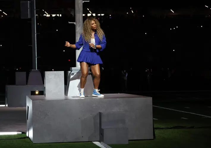 Serena Williams crip walking at the Super Bowl during Kendrick Lamar's performance.