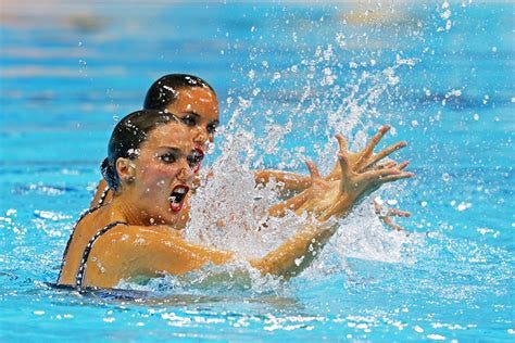 3 Synchronized swimming HD Wallpapers | Background Images - Wallpaper Abyss