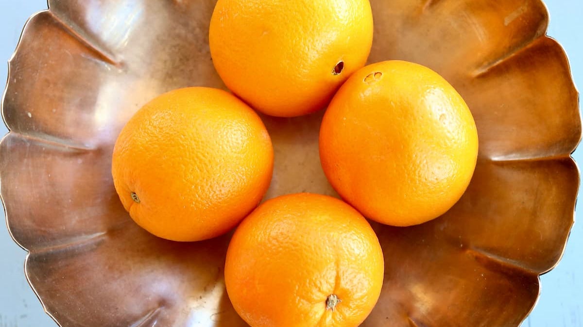 Orange Overdated How To Know If An Orange Is Bad - Studio Delicious