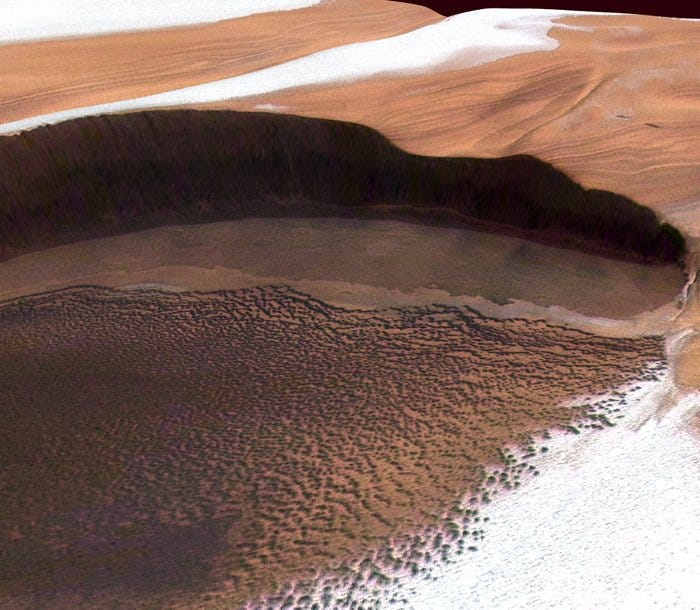 Satellittbilde av den nordlige polarkalotten på Mars med synlige lag av vannis og støv, fotografert av ESA. Brukt som illustrasjon til et essay om Kants deontologi og jakten på universelle lover på exphilnerd for ExPhil-studenter. Satellittbilde av den nordlige polarkalotten på Mars med synlige lag av vannis og støv, fotografert av ESA. Brukt som illustrasjon til et essay om Kants deontologi og jakten på universelle lover på exphilnerd for ExPhil-studenter.