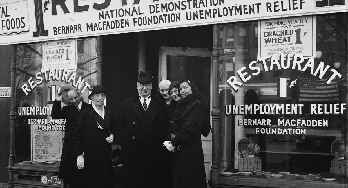 Restaurants Now Serving Depression Food; Economy Already Collapsed + Dollar Purchasing Power Been Negative (worthless) for Years
