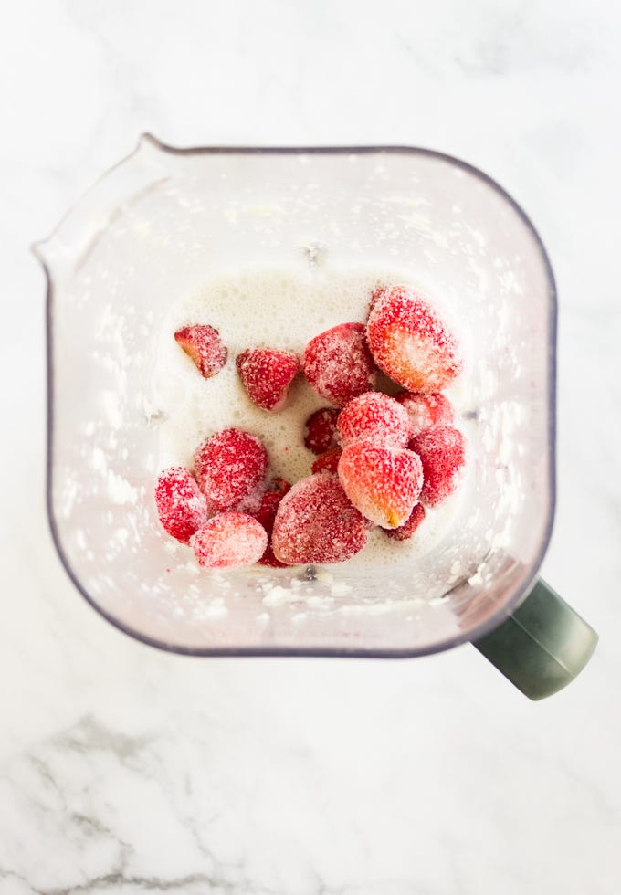 Strawberry banana cucumber smoothie is packed with nutritious ingredients. The cucumber adds a refreshing summer twist. There is plenty of sweetness from the banana and strawberries. #smoothie #glutenfree #easyrecipe #healthy #cleanfood #vegan #dairyfree #plantbased #bananas #cucumbers #strawberries #healthyrecipe #summer | robustrecipes.com