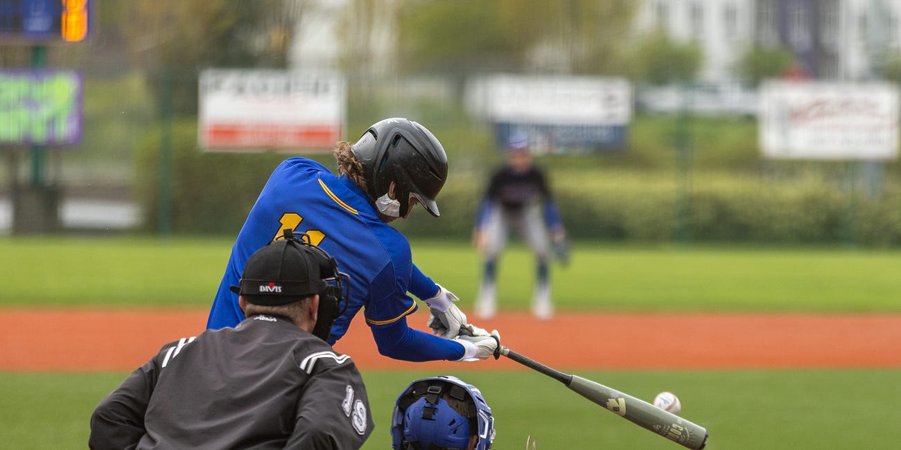 High School Baseball: Collins comes up clutch for Kelso in shutout of Mountain View