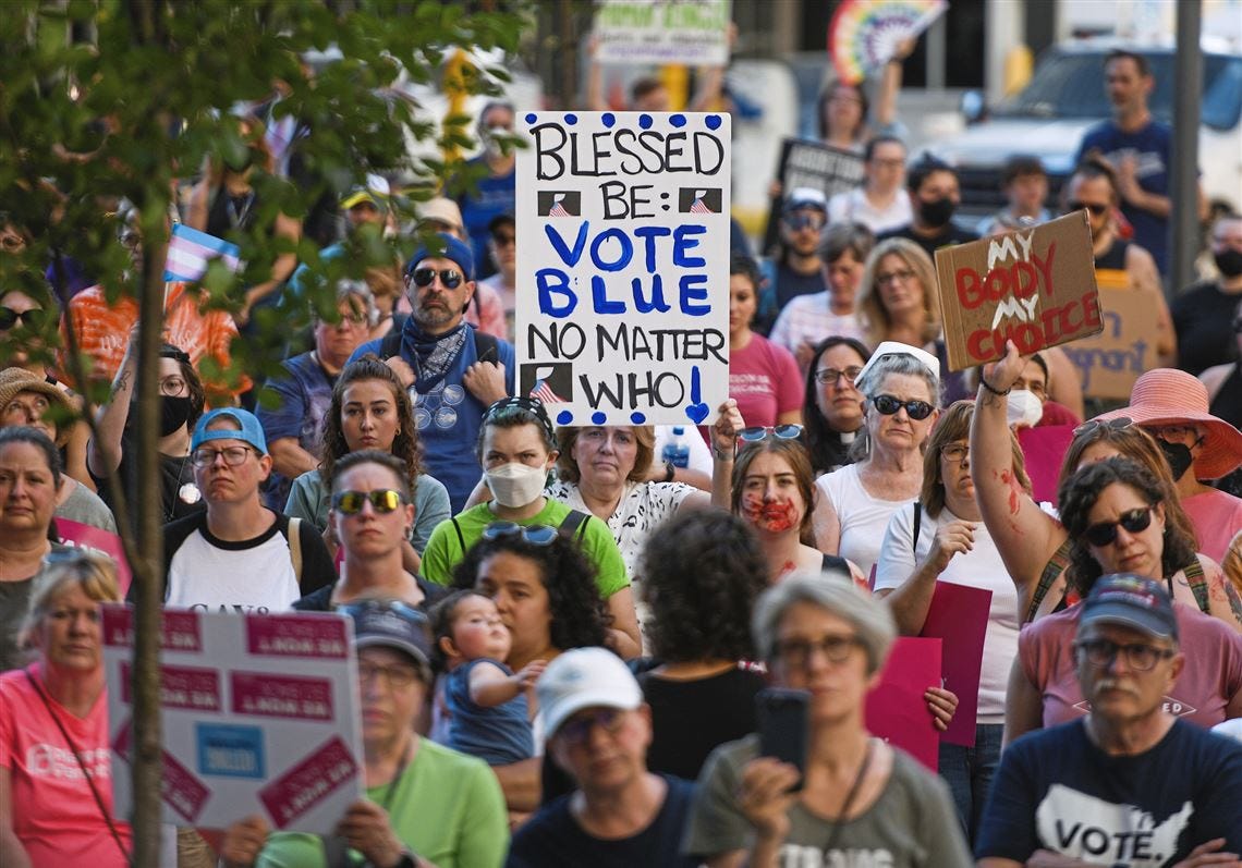 In Pittsburgh, a mix of dismay and celebration as pro- and anti-abortion groups react to Supreme Court's Roe v. Wade ruling | Pittsburgh Post-Gazette In Pittsburgh, a mix of dismay and celebration as pro- and anti-abortion groups react to Supreme Court's Roe v. Wade ruling | Pittsburgh Post-Gazette