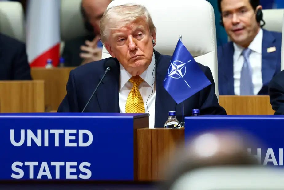 Les États-Unis frappent de nouveau l’Iran après des attaques dans le détroit d’Ormuz Les États-Unis frappent de nouveau l’Iran après des attaques dans le détroit d’Ormuz