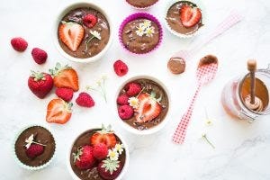healthy pudding with strawberries