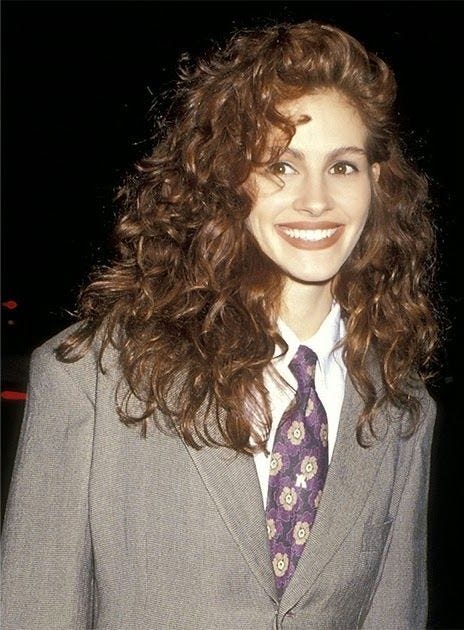 real hair of Julia Roberts | Julia roberts hair, Curly hair styles, Hair  styles