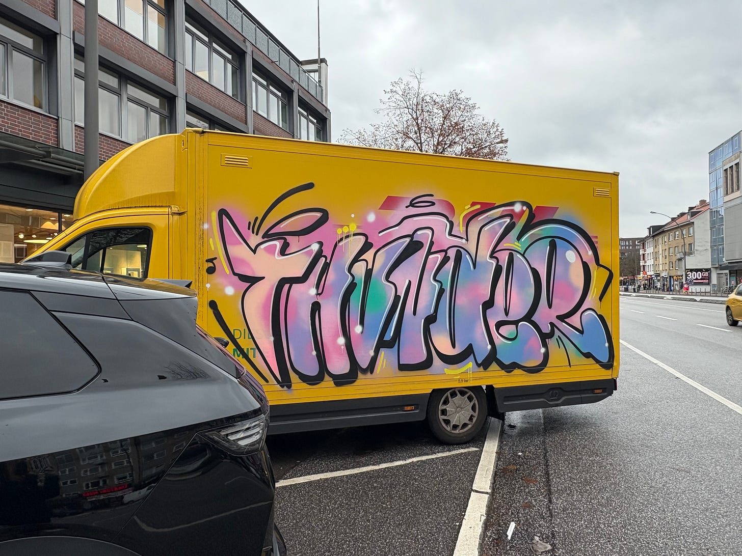 “Thunder”-Piece auf einem DHL-Truck in Hamburg, Hoheluft.