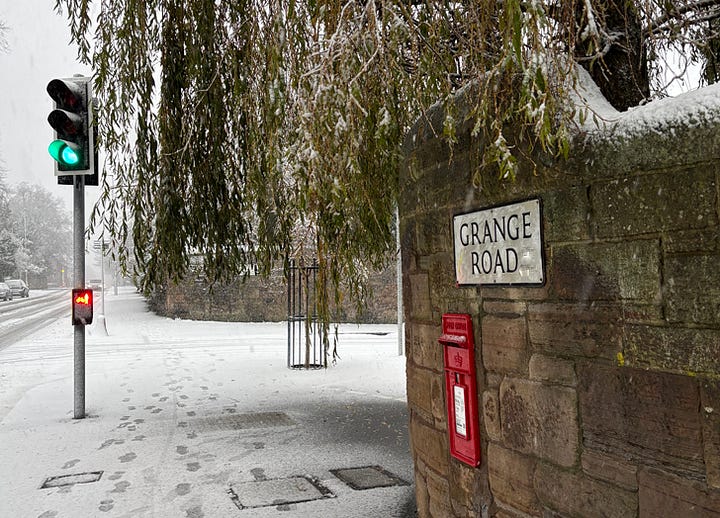 Snowy Scenes Edinburgh