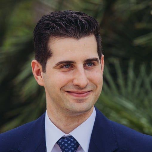 Invirtiendo con Carlos logo