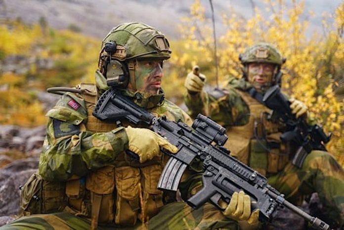 Theodor Eilertsen : Forsvaret