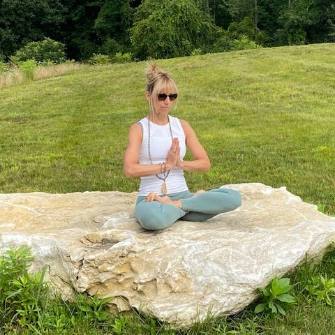 Mary Jane Kasliner logo