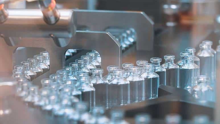 covid 19 vaccine premature death risk