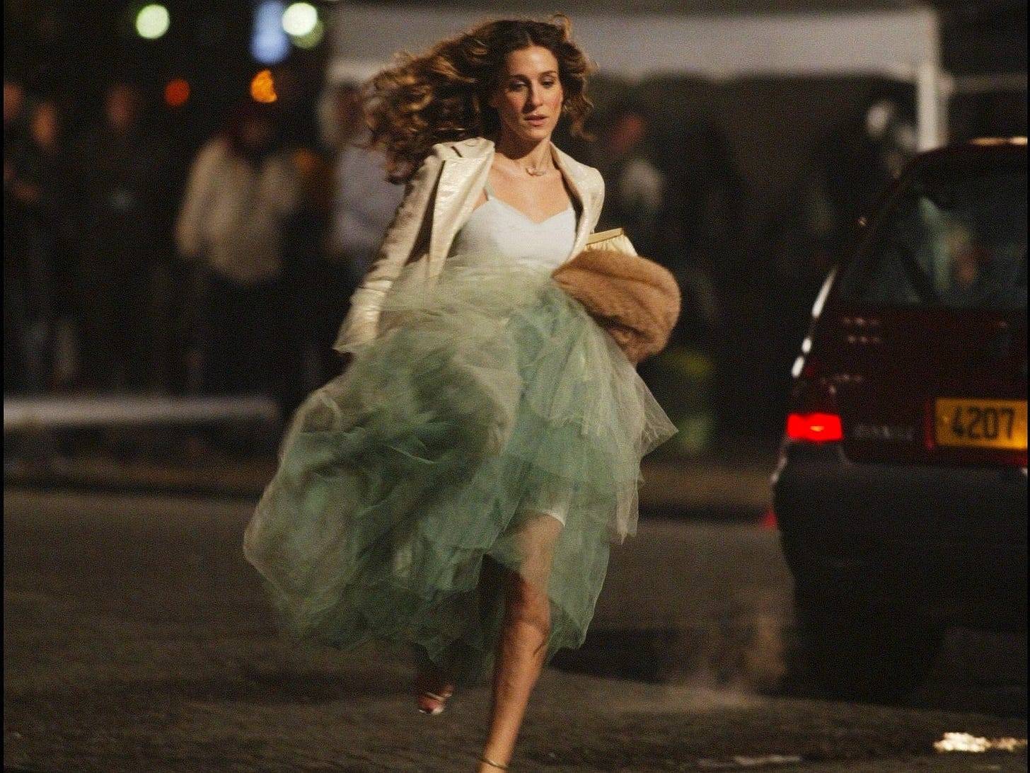 The Owner Of Carrie Bradshaw's Romantic Sex And The City Finale Dress  Reveals Herself | British Vogue