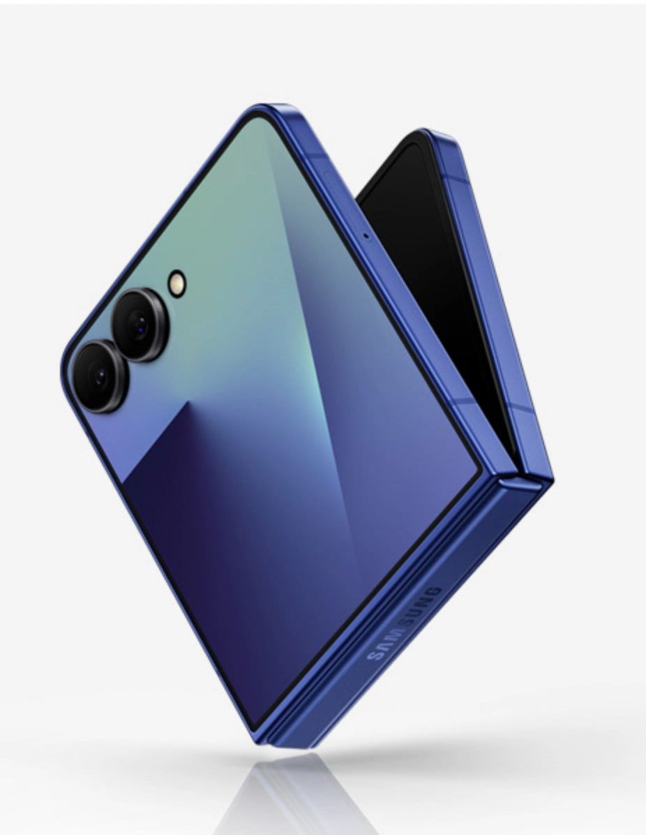 Galaxy Z Flip 7 Blue Shadow