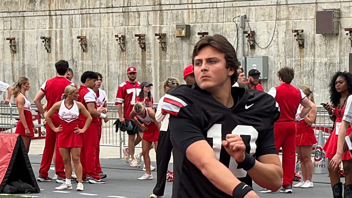 Julian Sayin, quarterback whispering and what this QB season could show about Ohio State: Doug Rants