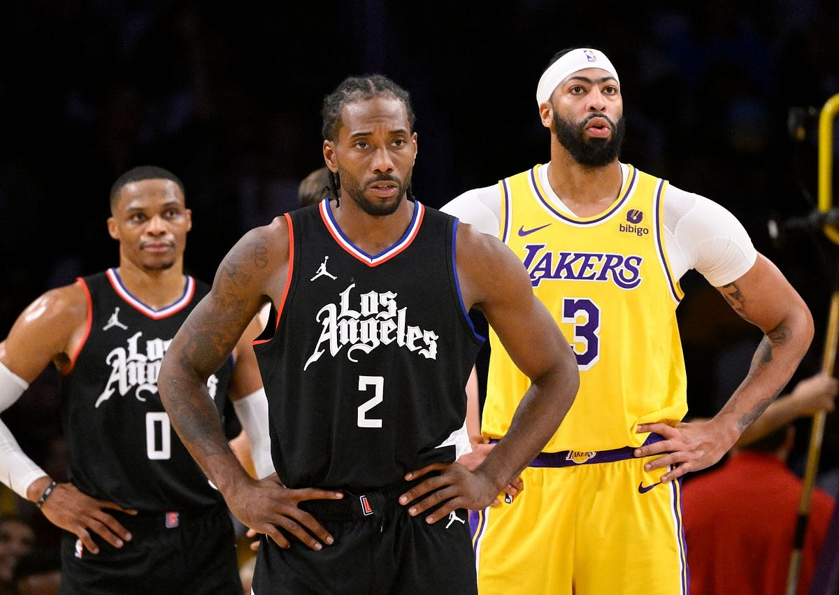 Behind his top two picks, Anthony Davis and Kawhi Leonard, my brother’s Triangle squad leapfrogged my Hustle in Week 2. KEITH BIRMINGHAM/MEDIANEWS GROUP/PASADENA STAR-NEWS/GETTY IMAGES