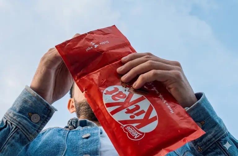 KitKat Turns Its Packaging Into a Signal-Blocking “Break Mode” KitKat Turns Its Packaging Into a Signal-Blocking “Break Mode”