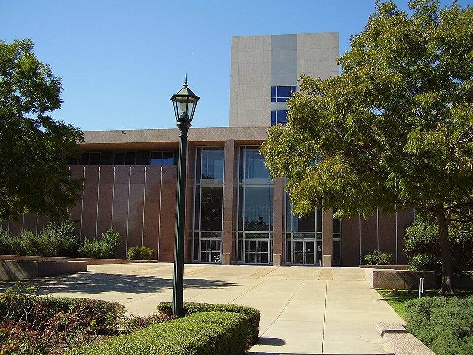 File:TexasSupremeCourtBuilding.JPG