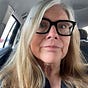 Karen Shields's avatar