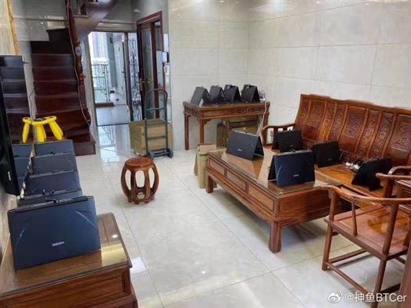 中国“矿工”炫耀数百台笔记本挖矿：躺赚买房美滋滋_新浪科技_新浪网