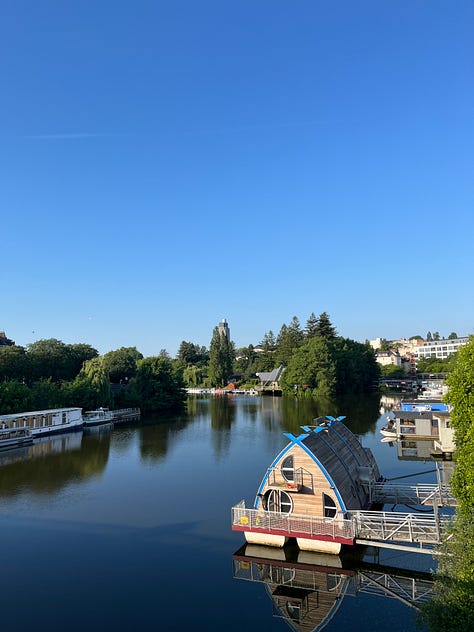 Japanese garden at Île de Versailles and morning walk along Erdre River, buttery croissant, fresh strawberries and seafood at Talensac Market