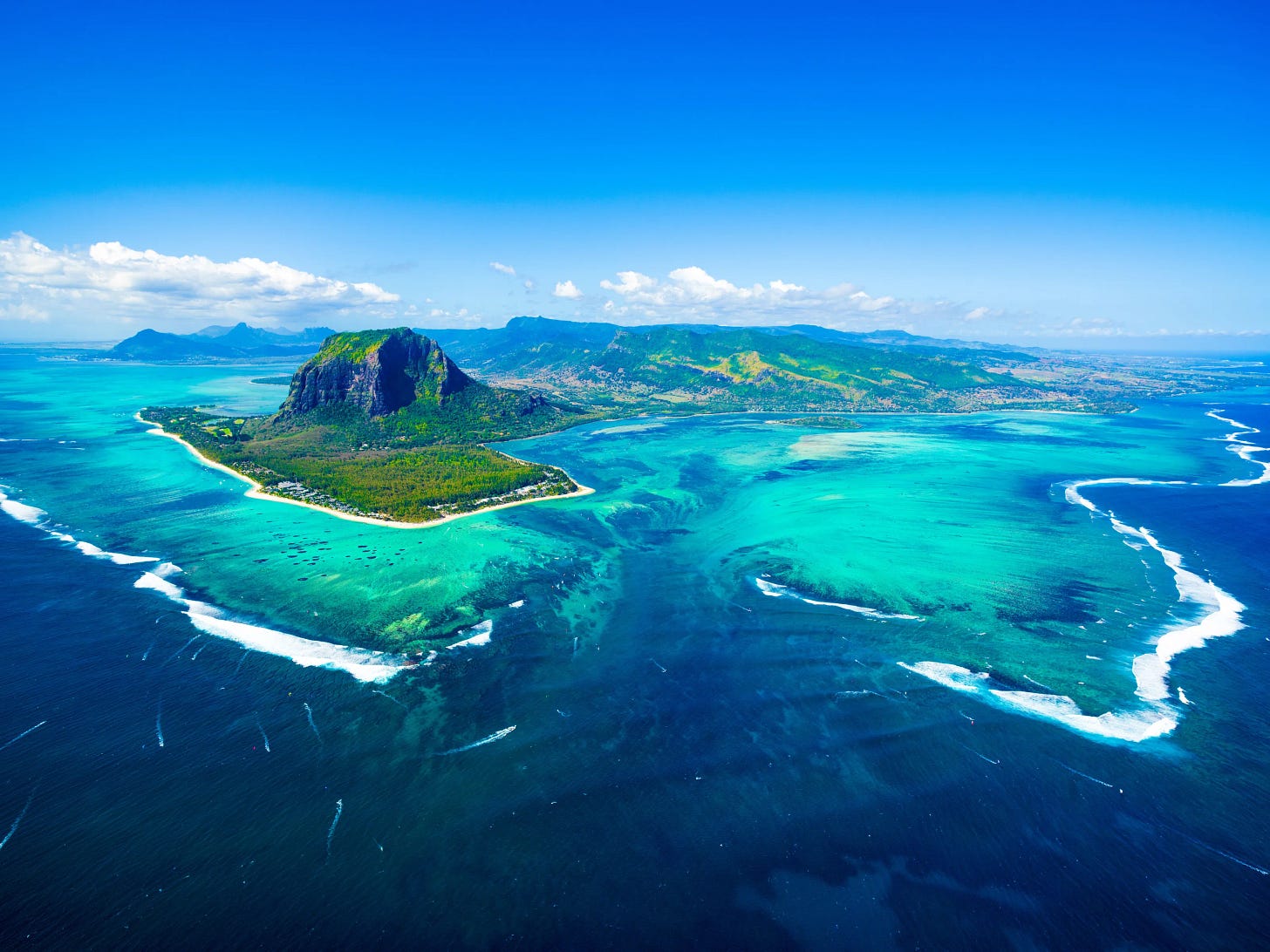 Mauritius Travel Guide 2026 — Things to Know Before You Visit Mauritius Travel Guide 2026 — Things to Know Before You Visit