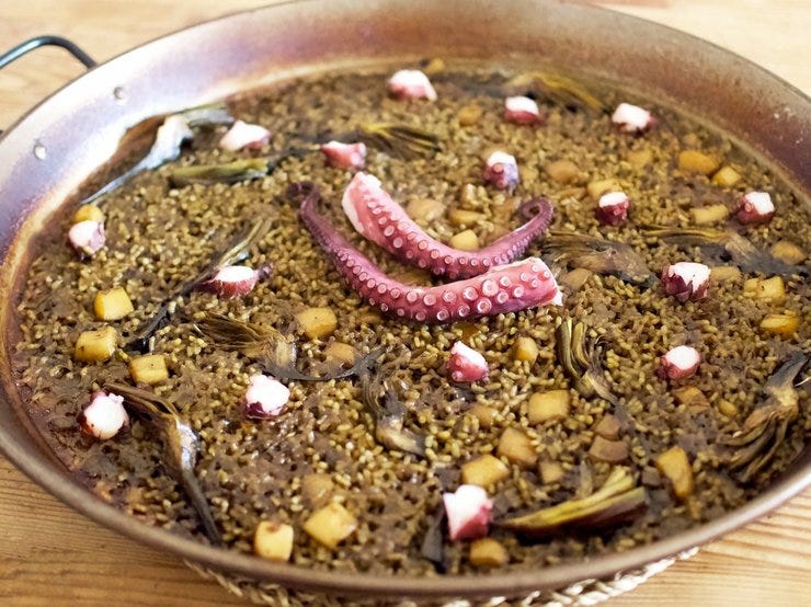 Arroz con pulpo y alcachofas