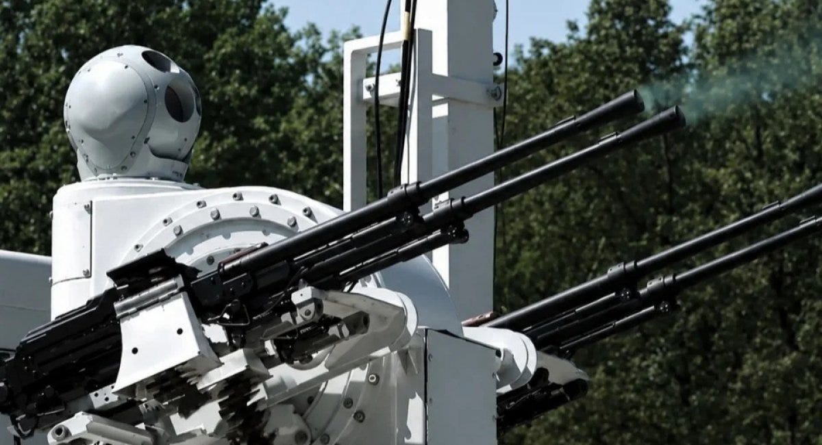 Zubr_AirDefence_01.jpg Zubr_AirDefence_01.jpg