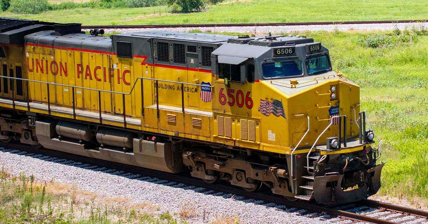 6 People Found Dead in Boxcar amid 90-Degree Heat Near U.S.-Mexico Border
