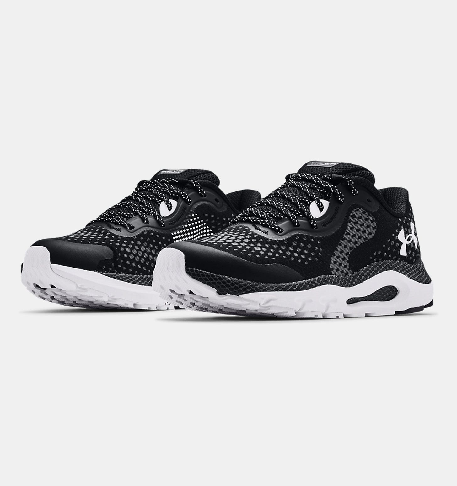 Men's UA HOVR™ Guardian 3 Running Shoes, Black, pdpZoomDesktop image number 3