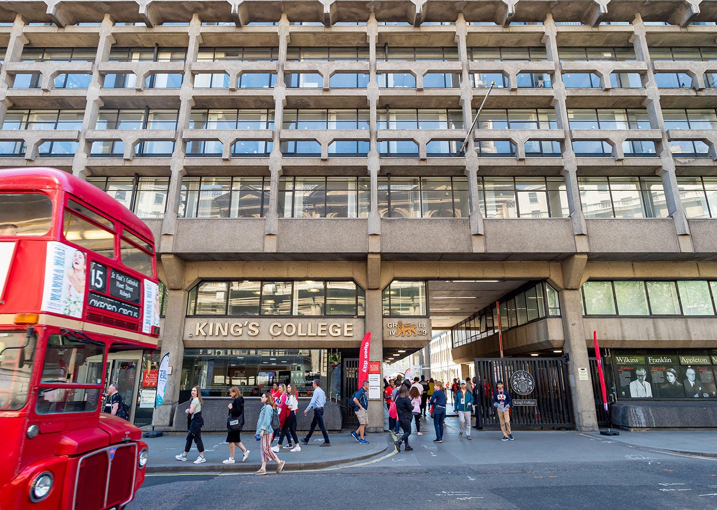 Apply for King's College London United Kingdom | IDP Global