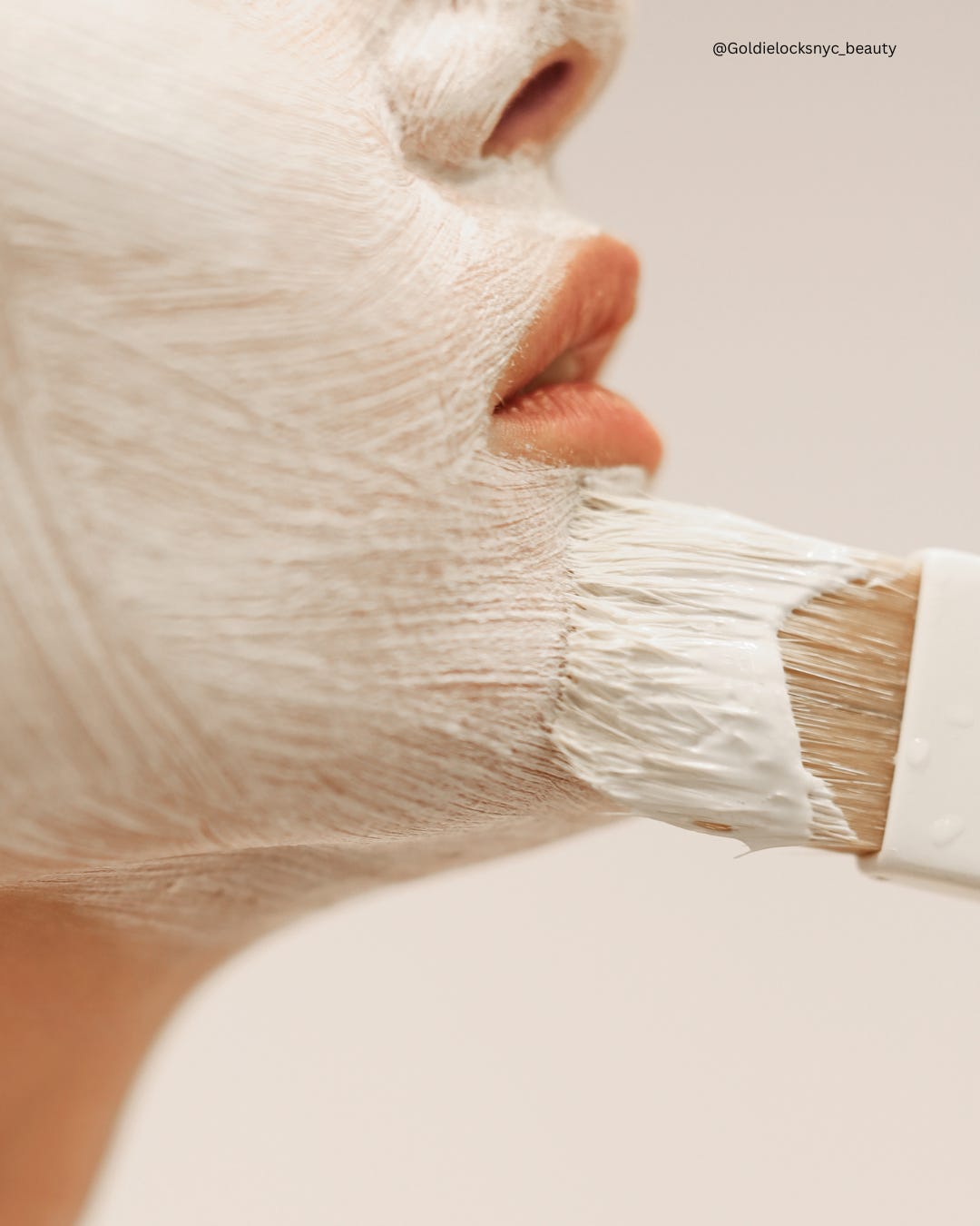 THE SKIN EDIT The Skin Longevity Game: What “Lives” Between Skincare Products and Invasive Procedures