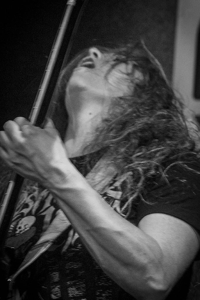 Temptress at the Iron Horse Pub, Wichita Falls, Texas, December 2023 / photos Ernest Cooper