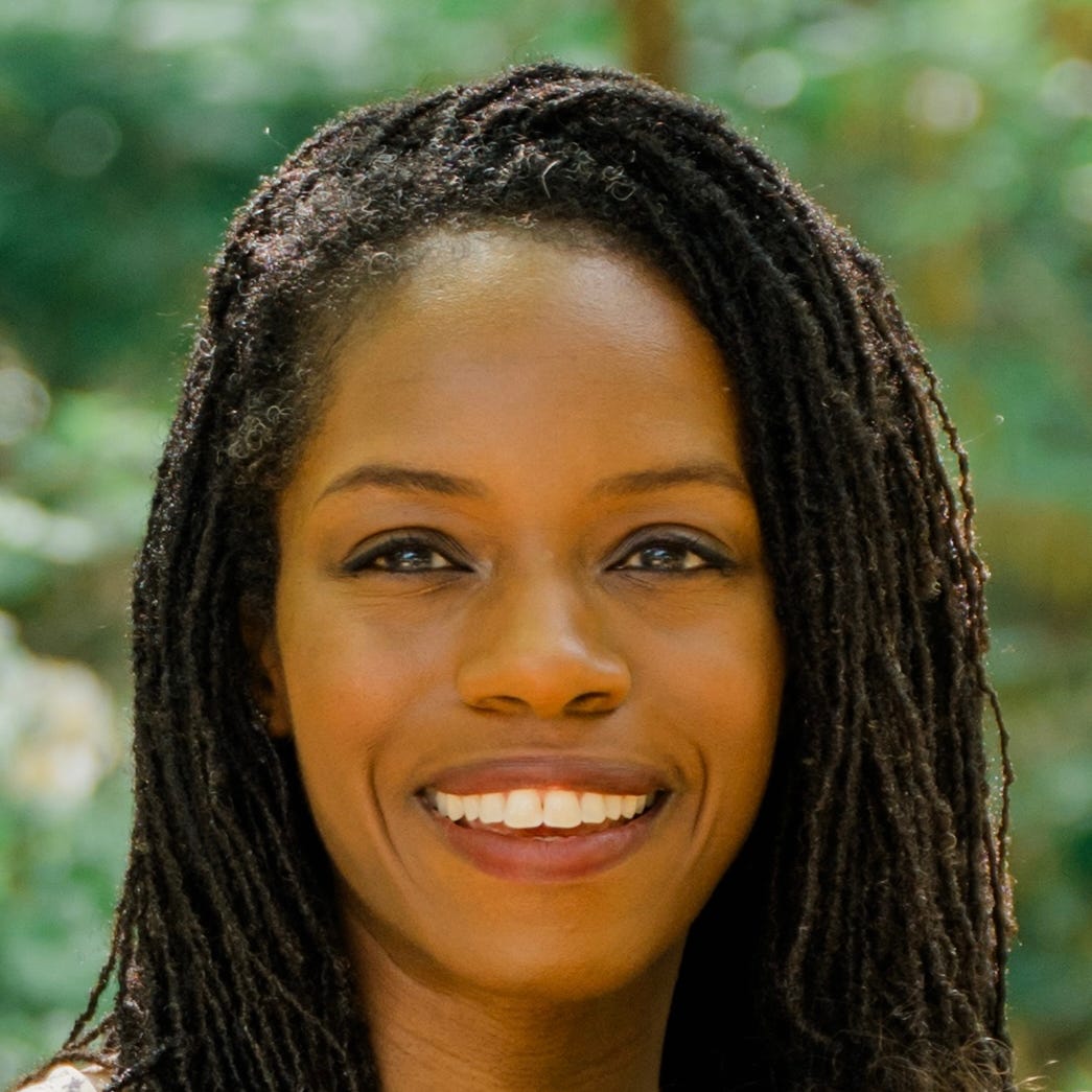 Ebony Glenn (Artsyebby)