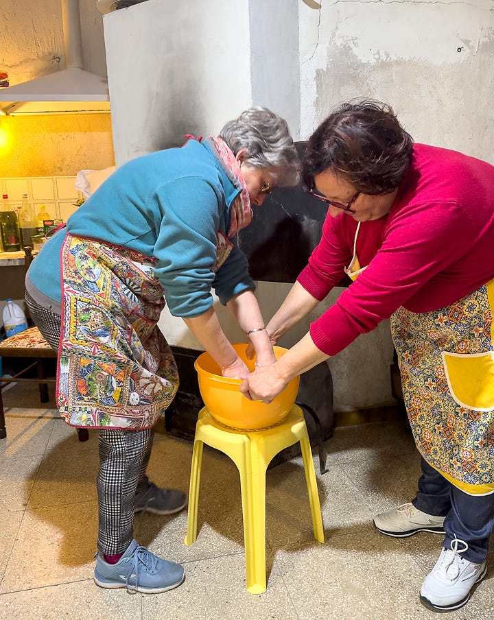 An amazing day cooking with new friends near Castellammare! 