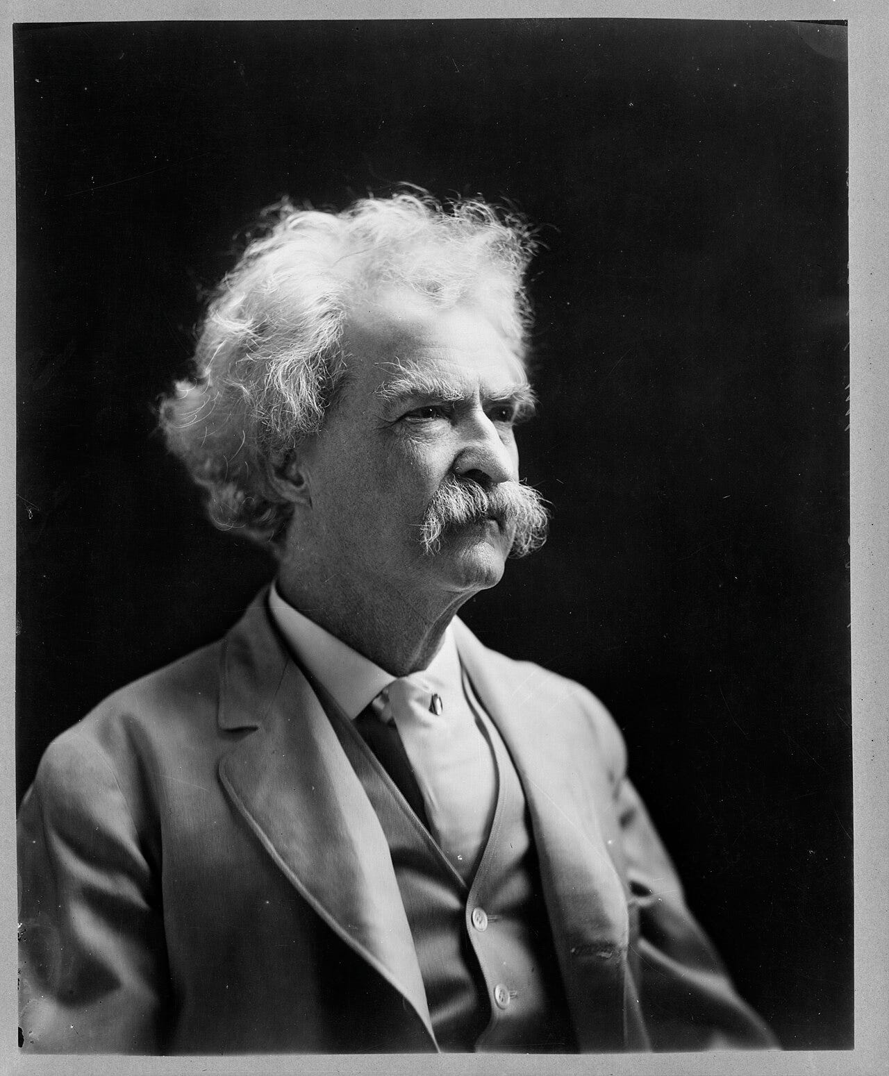 telelectroscope — Mark Twain, 1907, Library of Congress Prints and Photographs Division / public domain (Wikimedia Commons)