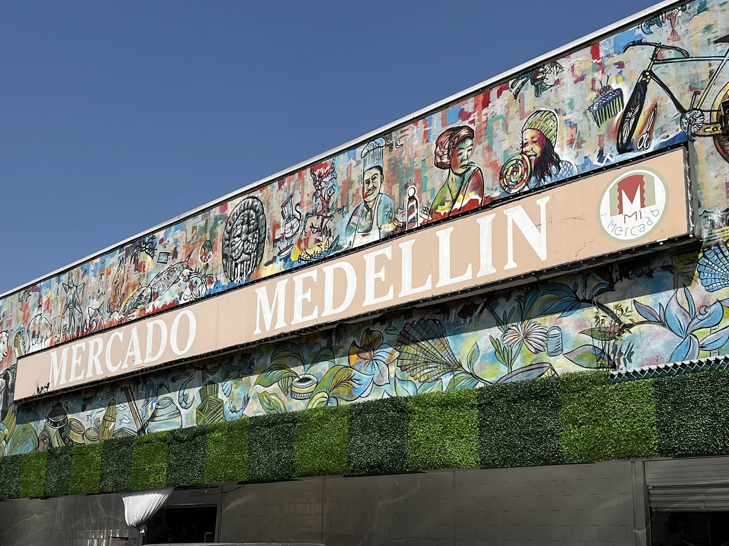 Mercado Medellín, Mexico City