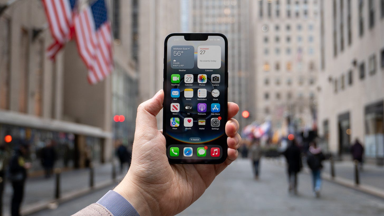 iPhone 16e review