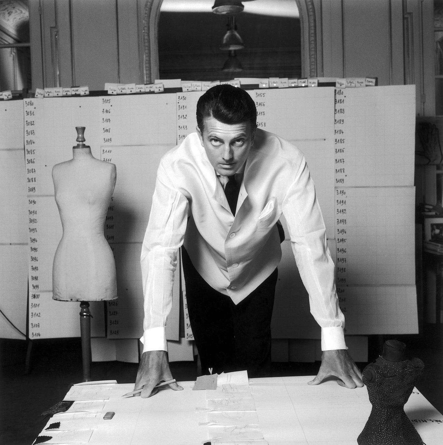 How Hubert de Givenchy Brought Diversity to the Runway | Vanity Fair How Hubert de Givenchy Brought Diversity to the Runway | Vanity Fair