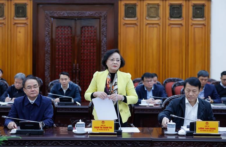 Bộ trưởng Bộ Nội vụ Phạm Thị Thanh Trà phát biểu Phiên họp thứ hai Ban Chỉ đạo về tổng kết việc thực hiện Nghị quyết số 18-NQ/TW- Ảnh: VGP Bộ trưởng Bộ Nội vụ Phạm Thị Thanh Trà phát biểu Phiên họp thứ hai Ban Chỉ đạo về tổng kết việc thực hiện Nghị quyết số 18-NQ/TW- Ảnh: VGP