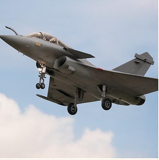 A Rafale fighter jet and a disrupted S-400 air defense system highlighting India's military vulnerabilities during the Pahalgam conflict.