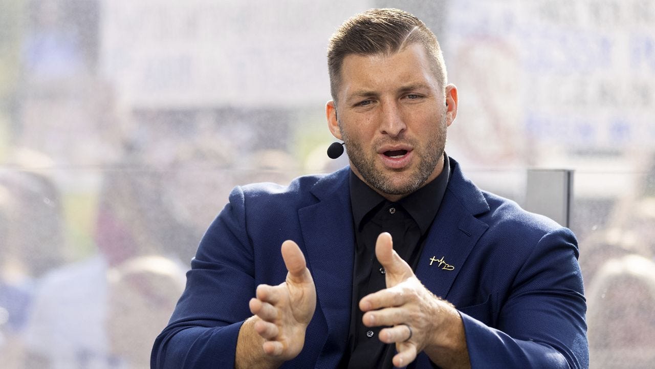 Tim Tebow (AP Photo/Michael Clubb, File)