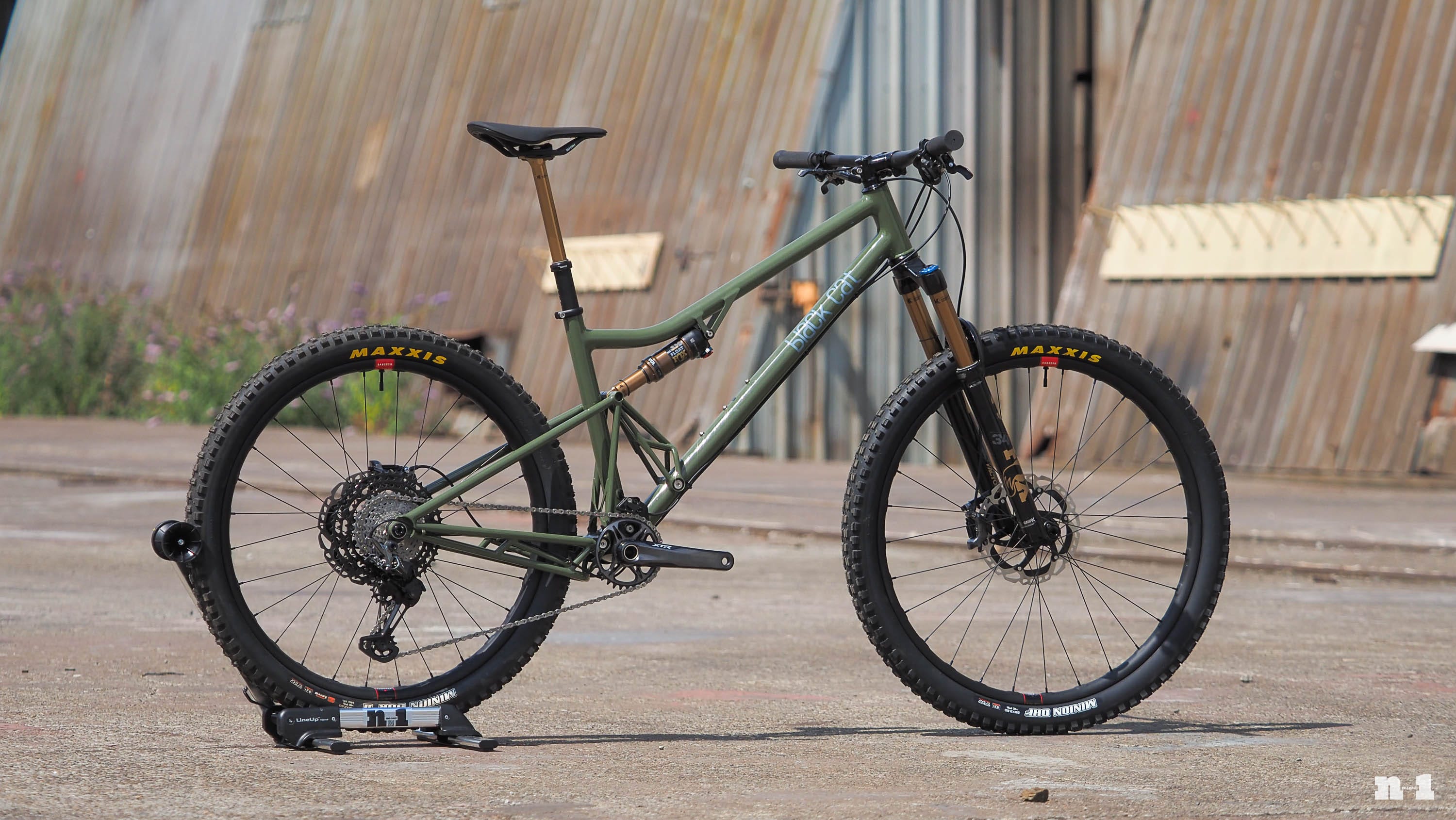 Black Cat Bicycles full-suspension mountain bike