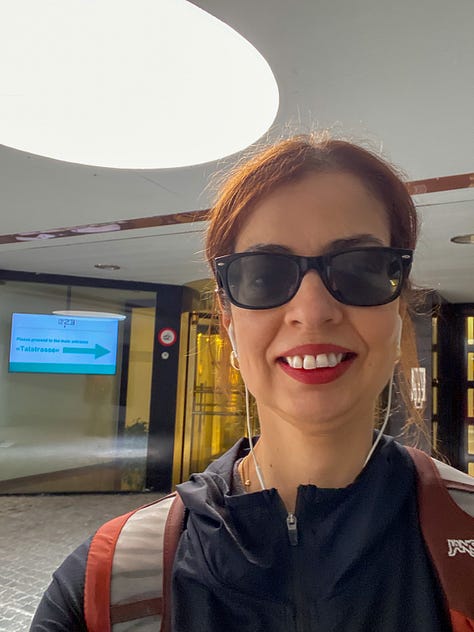 Lower entrance to the conference center where the World Economic Forum takes place, selfie in front of said entrance, entrance to Hallenbad