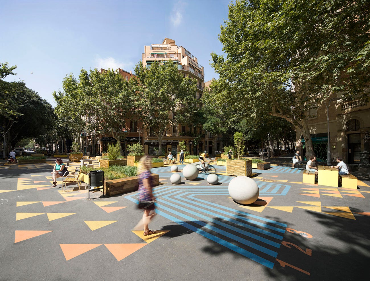 The "Superblocks" phenomenon: Filling the streets with life | ESCOFET